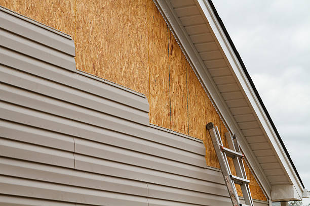 24/7 Emergency Vinyl Siding experts in Warsaw, OH